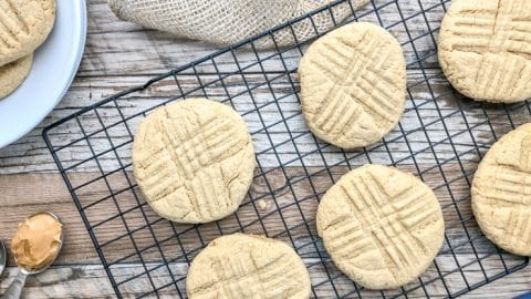 soft and chewy peanut butter cookies made with applesauce