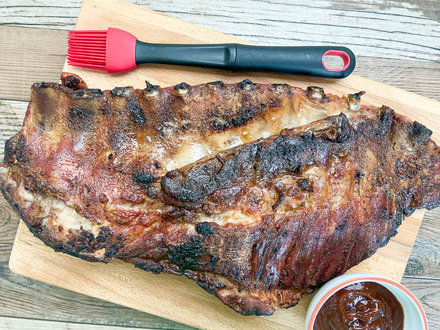 pork ribs on cutting board.